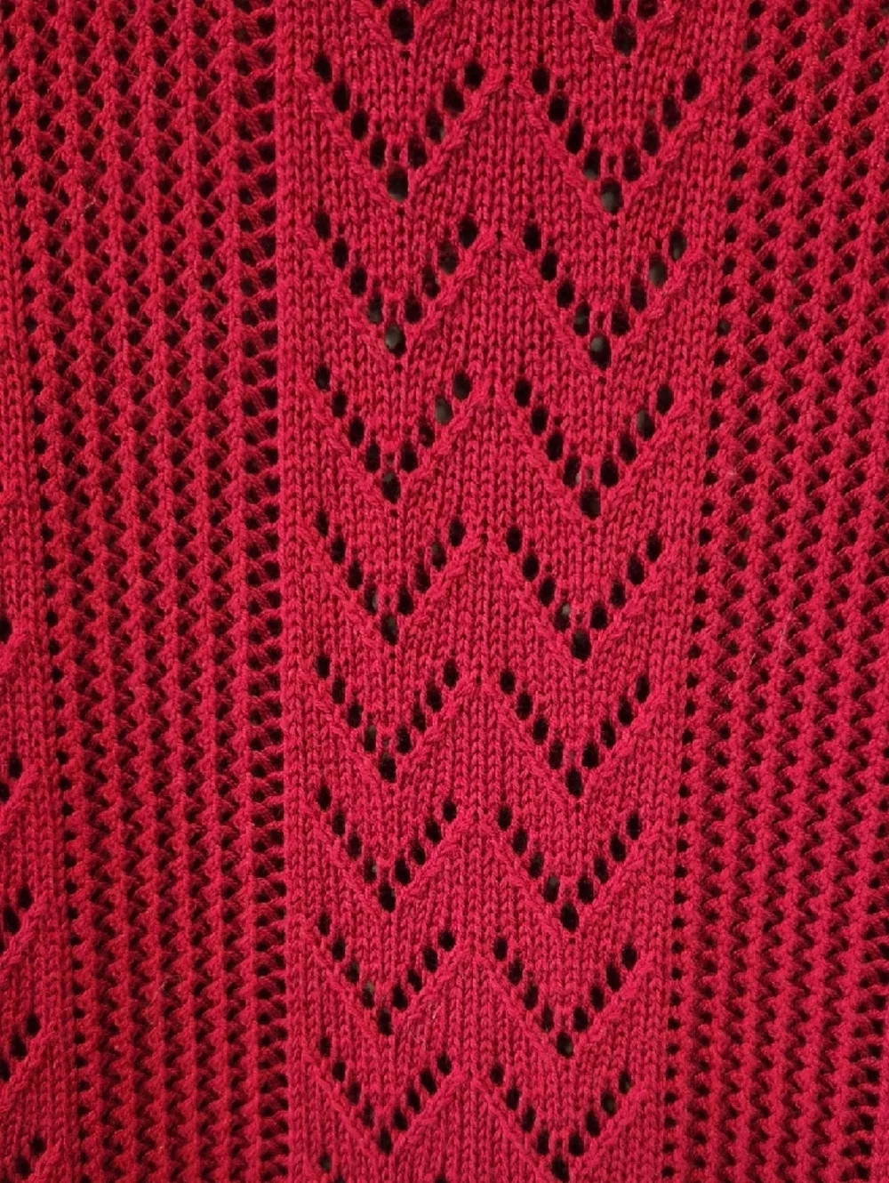 REBECCA Burgundy Open-Weave Scoop Neck Sweater with White Trim. M/L